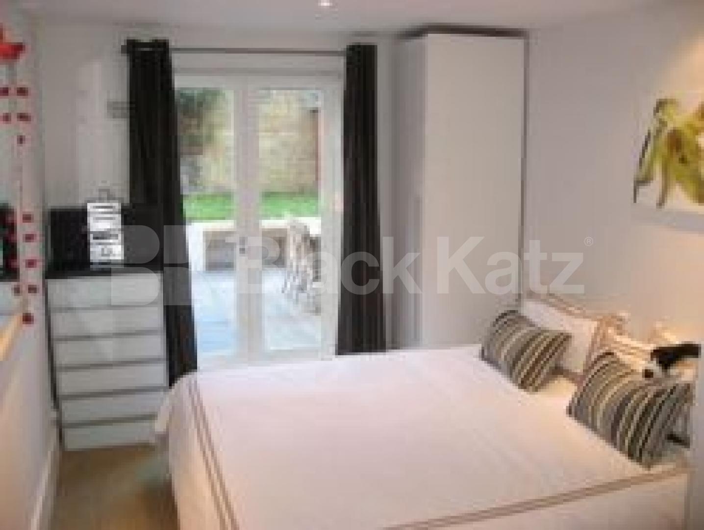 			120a, 2 Bedroom, 1 bath, 1 reception Flat			 Ashmore Road, Maida Vale